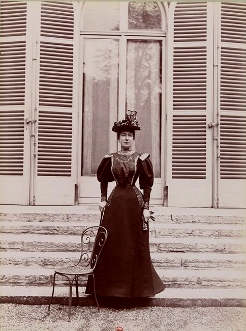 Madame la marquise d'Aligre - Tiré de l'ouvrage L'Equipage du marquis de Chambray - Photos de Maurice de Gasté (1894) - Bnf (Gallica)